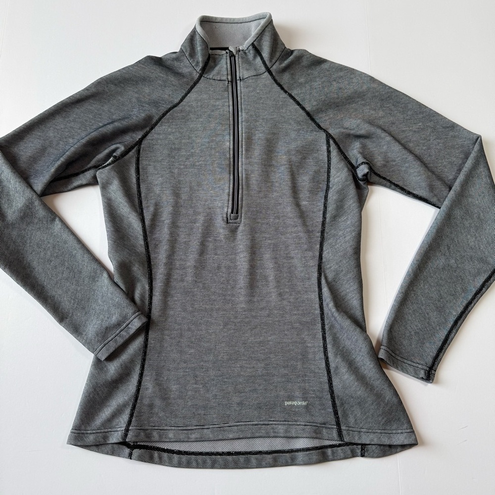 Patagonia Women’s Capilene Midweight 1/2 Zip Baselayer Top Black/White Medium